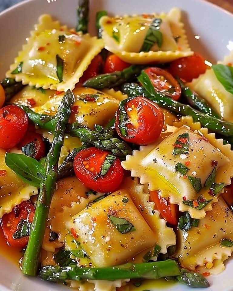 Easy Ravioli with Tomatoes, Asparagus and Herbs Ready in 30 Minutes