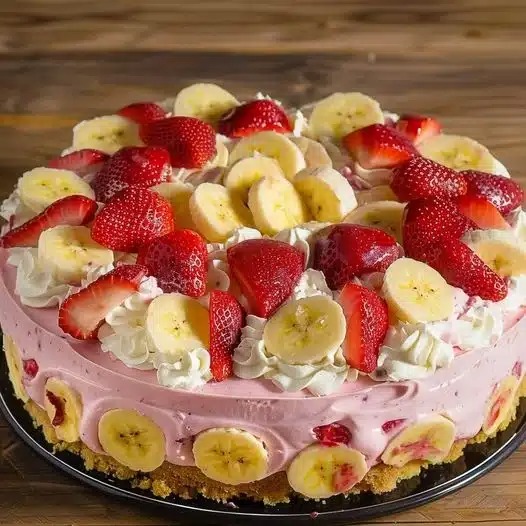 Easy Heavenly Strawberry Banana Bliss Cheesecake – No Bake