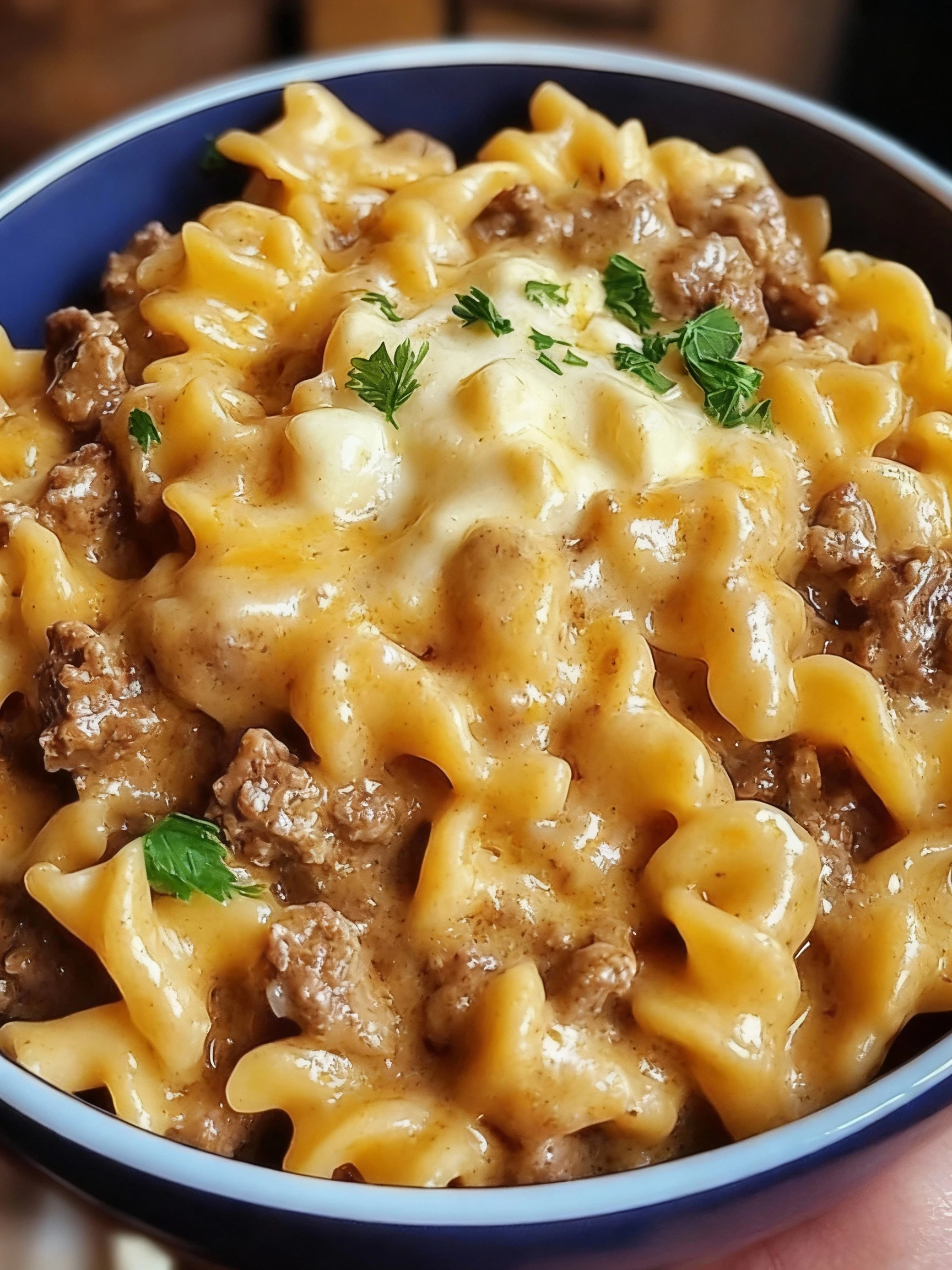 Easy Crockpot Cheesy Beef and Noodles finished