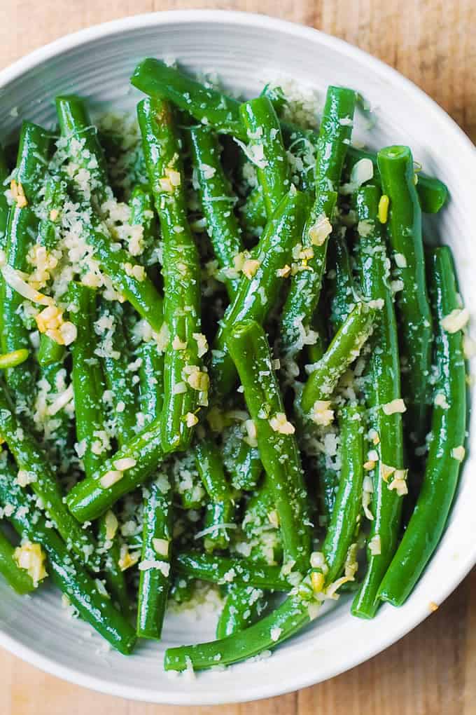 Garlic Green Beans With Olive Oil and Parmesan Recipe