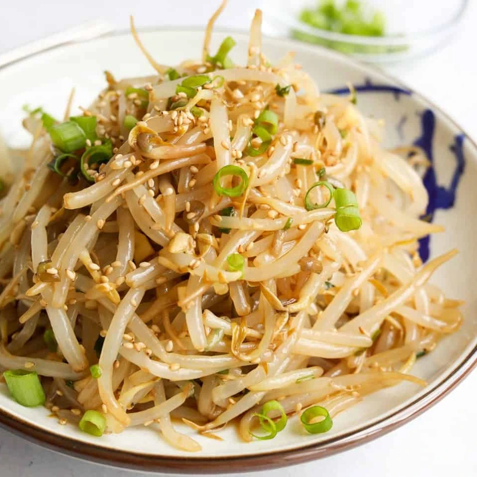 Korean Bean Sprout Salad or Flavourful 10-min. Korean Bean Sprout Salad (Sukju Namul) finished