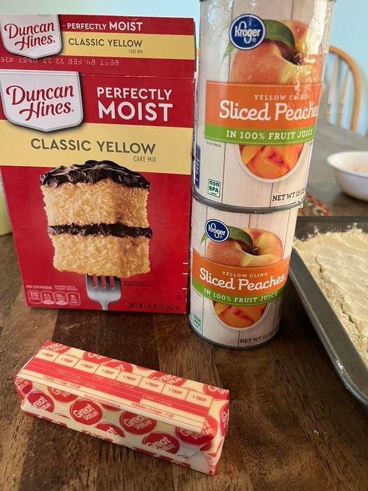 Peach Cobbler Dump Cake Easy Recipe