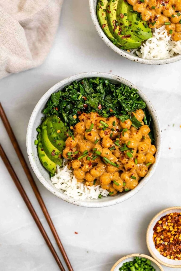 Peanut Chickpea Buddha Bowl Recipe